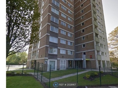 Flat to rent in Willow Rise, Liverpool L33