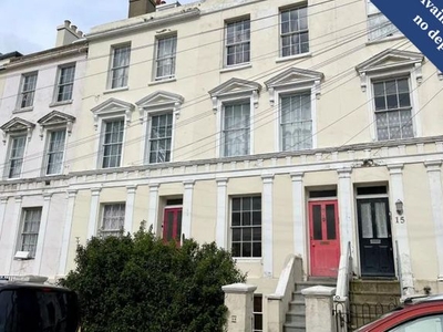 Maisonette to rent in Norman Street, Dover CT17