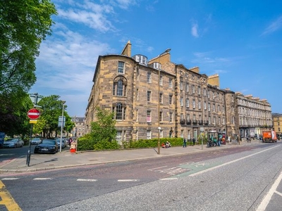 Penthouse to rent in Gayfield Place, Leith Walk, Edinburgh EH7