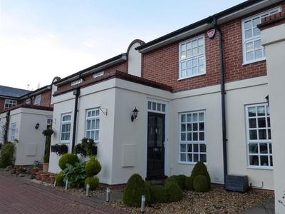 Property to rent in Belgrave Court, Bawtry, Doncaster DN10