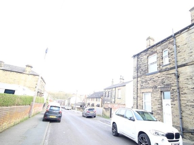 Property to rent in Brooke Street, Gomersal, Cleckheaton BD19