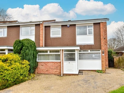 Property to rent in Cumberland Close, Little Chalfont, Amersham HP7