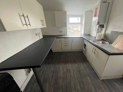 Property to rent in Mary Street, Pontypridd CF37