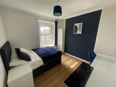 Room in a Shared House, Rhondda Street, SA1