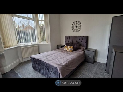 Room to rent in Elmfield Road, Doncaster DN1