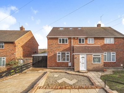 Semi-detached House for sale - Whippendell Way, BR5