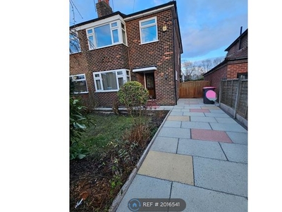 Semi-detached house to rent in Blandford Ave, Worsley M28