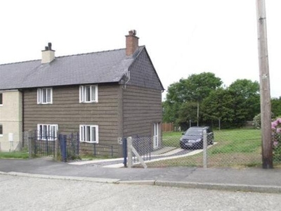 Semi-detached house to rent in Clwt-Y-Bont, Caernarfon LL55