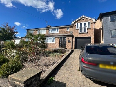 Semi-detached house to rent in Hallamshire Road, Sheffield S10