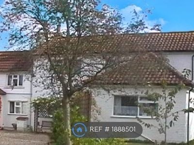 Semi-detached house to rent in Leatherhead Road, Chessington KT9