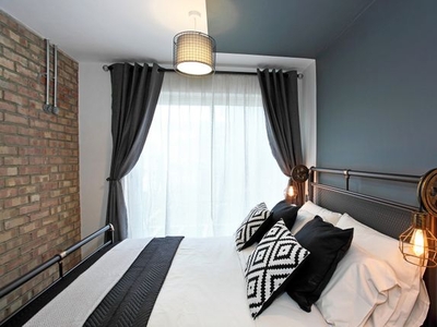 Shared accommodation to rent in Balne Lane, Wakefield WF2