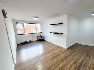 Studio to rent in Flat 21 City Gate, - St. Sepulchre Gate, Doncaster DN1
