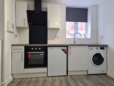 Studio to rent in Flat 4, Wood Street, Rugby CV21