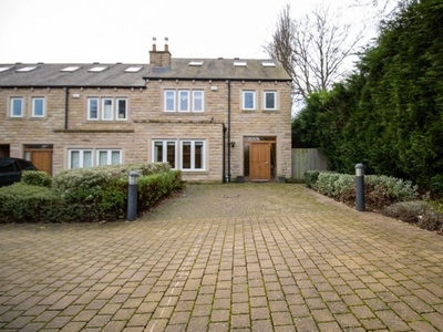 Terraced house to rent in 1 Park Avenue, Roundhay, Leeds LS8