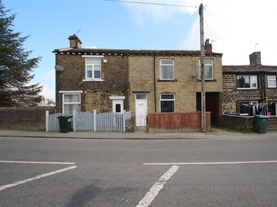 Terraced house to rent in Beacon Road, Wibsey, Bradford BD6