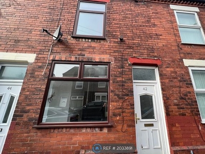 Terraced house to rent in Christie Street, Widnes WA8