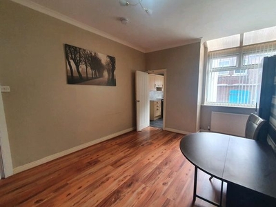 Terraced house to rent in Edmund Street, Salford M6