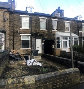 Terraced house to rent in Heaton Road, Manningham, Bradford BD9