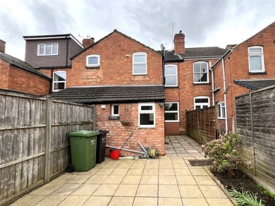 Terraced house to rent in St. Dunstans Crescent, Worcester, Worcestershire WR5