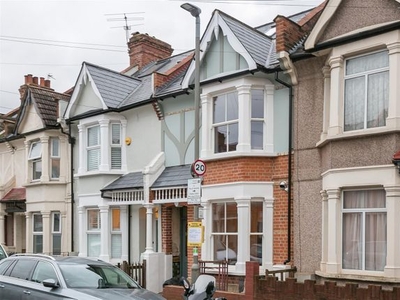 Terraced house to rent in Valnay Street, Tooting SW17