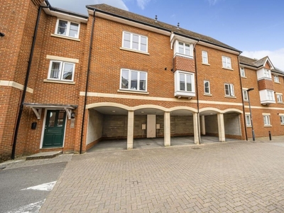 1 Bed Flat/Apartment For Sale in Wantage, Oxfordshire, OX12 - 5030811