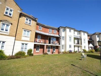 1 Bedroom Apartment For Sale In Lymington, Hampshire