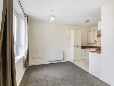 1 bedroom apartment to rent Leeds, LS27 8AQ