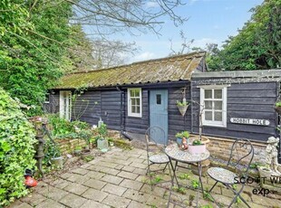 1 Bedroom Barn Conversion For Sale In Billericay