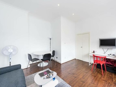 1 Bedroom Flat For Rent In South Kensington, London