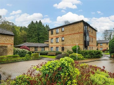 1 Bedroom Flat For Sale In Esher