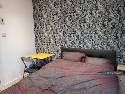 1 Bedroom House Share For Rent In Oldham