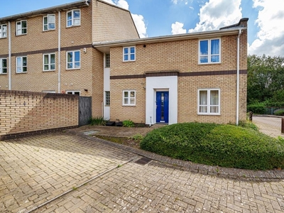 2 Bed Flat/Apartment For Sale in Bicester, Oxfordshire, OX26 - 5144399