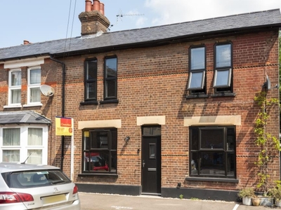 2 Bed House To Rent in Higham Road, Chesham, HP5 - 533