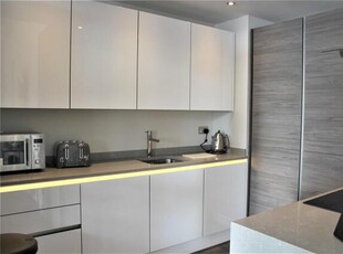 2 Bedroom Apartment For Rent In City Road, London