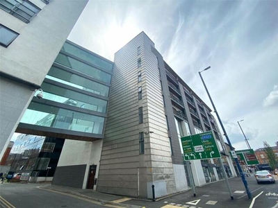 2 Bedroom Apartment For Rent In Manchester City Centre, Manchester