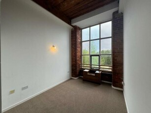 2 Bedroom Apartment For Rent In Reddish