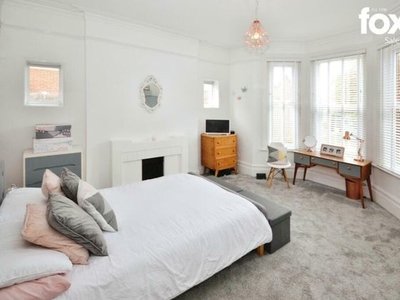 2 bedroom apartment for sale Bournemouth, BH8 8NB