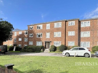 2 Bedroom Apartment For Sale In Ashley Cross, Poole