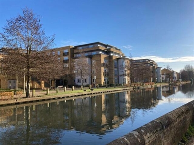 2 Bedroom Apartment For Sale In Kings Langley