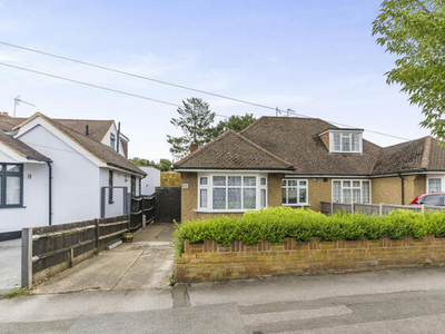 2 Bedroom Bungalow For Sale In Croxley Green