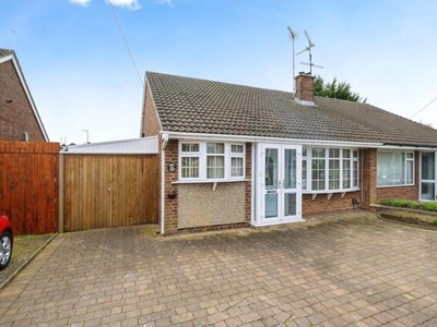 2 Bedroom Bungalow For Sale In Luton, Bedfordshire