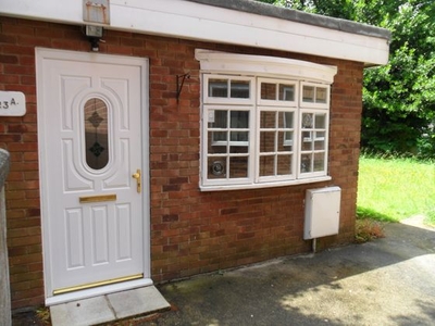 2 bedroom bungalow to rent Southampton, SO17 2HP