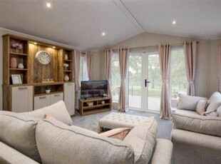 2 Bedroom Caravan For Sale In Station Road, Winchelsea