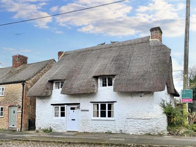 2 Bedroom Cottage For Sale In Oxfordshire