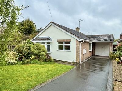 2 bedroom detached bungalow for sale in Sanderson Close, Whetstone, Leicester, Leicestershire. LE8 6ER, LE8