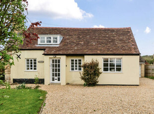 2 Bedroom Detached House For Sale In Tewkesbury, Gloucestershire