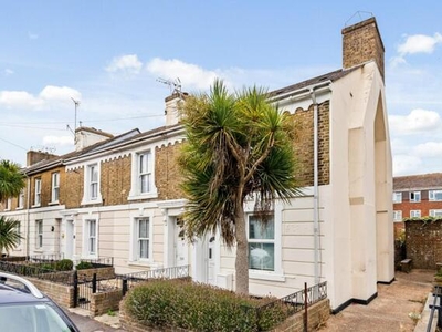 2 Bedroom End Of Terrace House For Sale In Dover