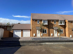 2 Bedroom End Of Terrace House For Sale In Rayleigh, Essex