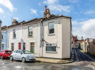 2 Bedroom End Of Terrace House For Sale In Southville