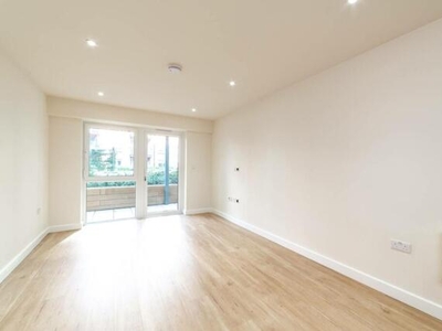 2 Bedroom Flat For Rent In Colindale, London